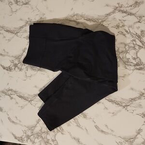 Womens GapFit Cropped Yoga Pants